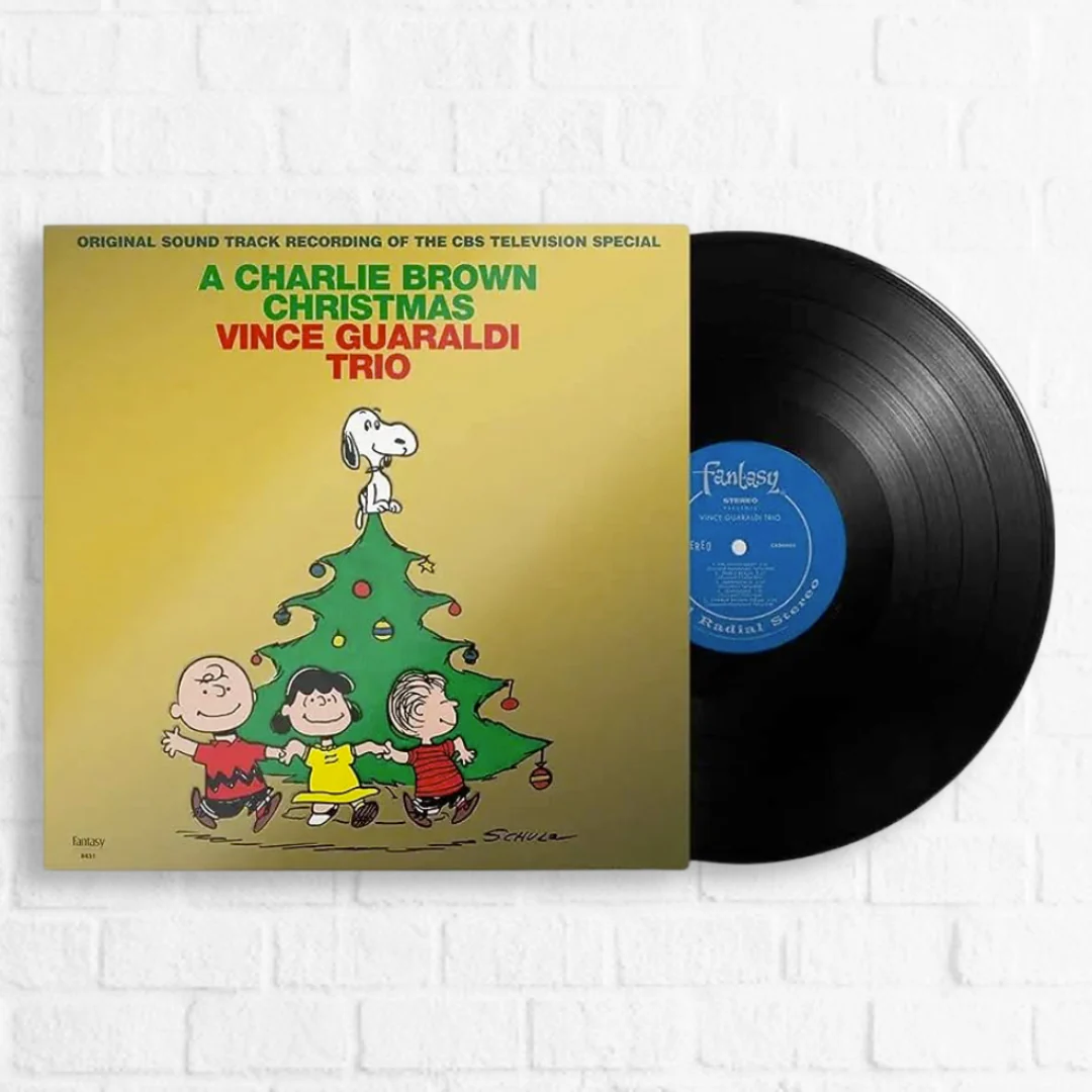 A Charlie Brown Christmas [2022 Gold Foil Edition] - Image 2